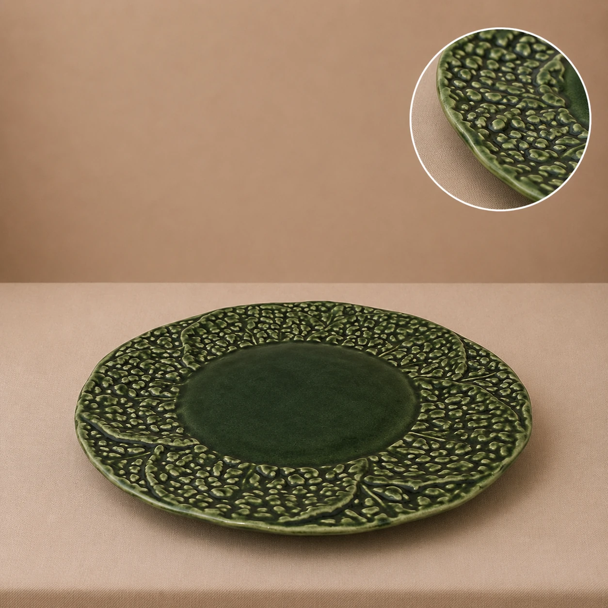 plato lush leaf guatemala tablescape
